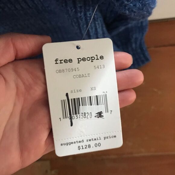 NWT FREE PEOPLE ELEVEN RIBBED KNIT SIDE SLIT TURTLENECK SWEATER - Picture 4 of 5